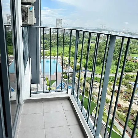 Holiday Inn Stay 3B2R Meritus Residensi Perai Exterior photo