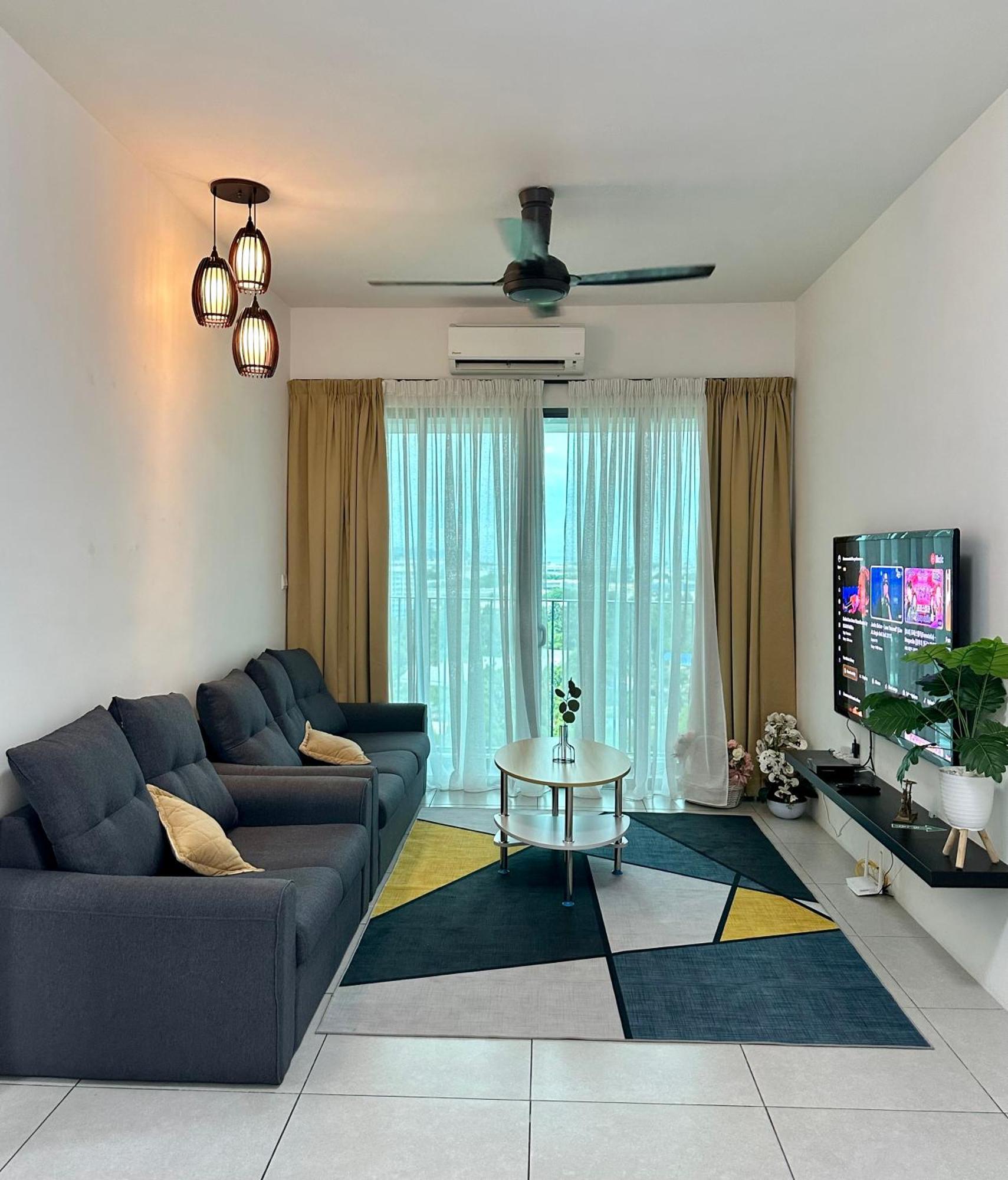 Apartment 3b2r Meritus Residensi *